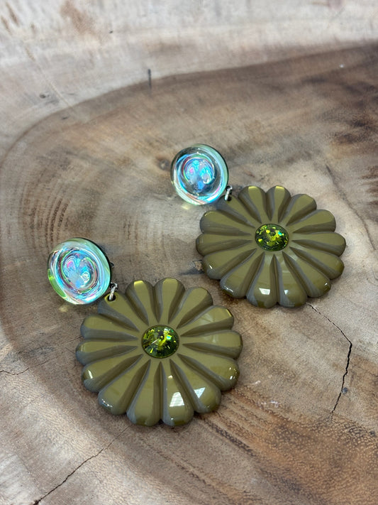 Pensée Pierced Earrings Flower Green Khaki