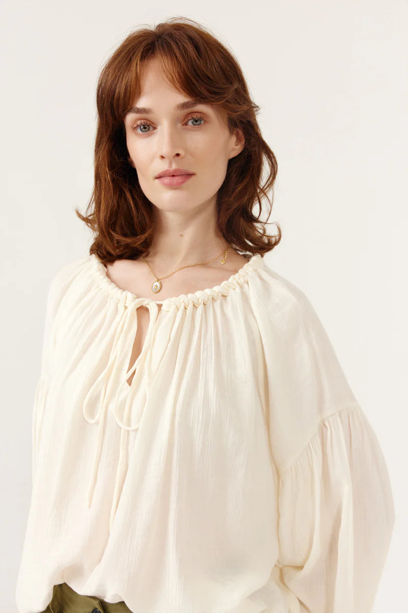 Isenora Cream Blouse