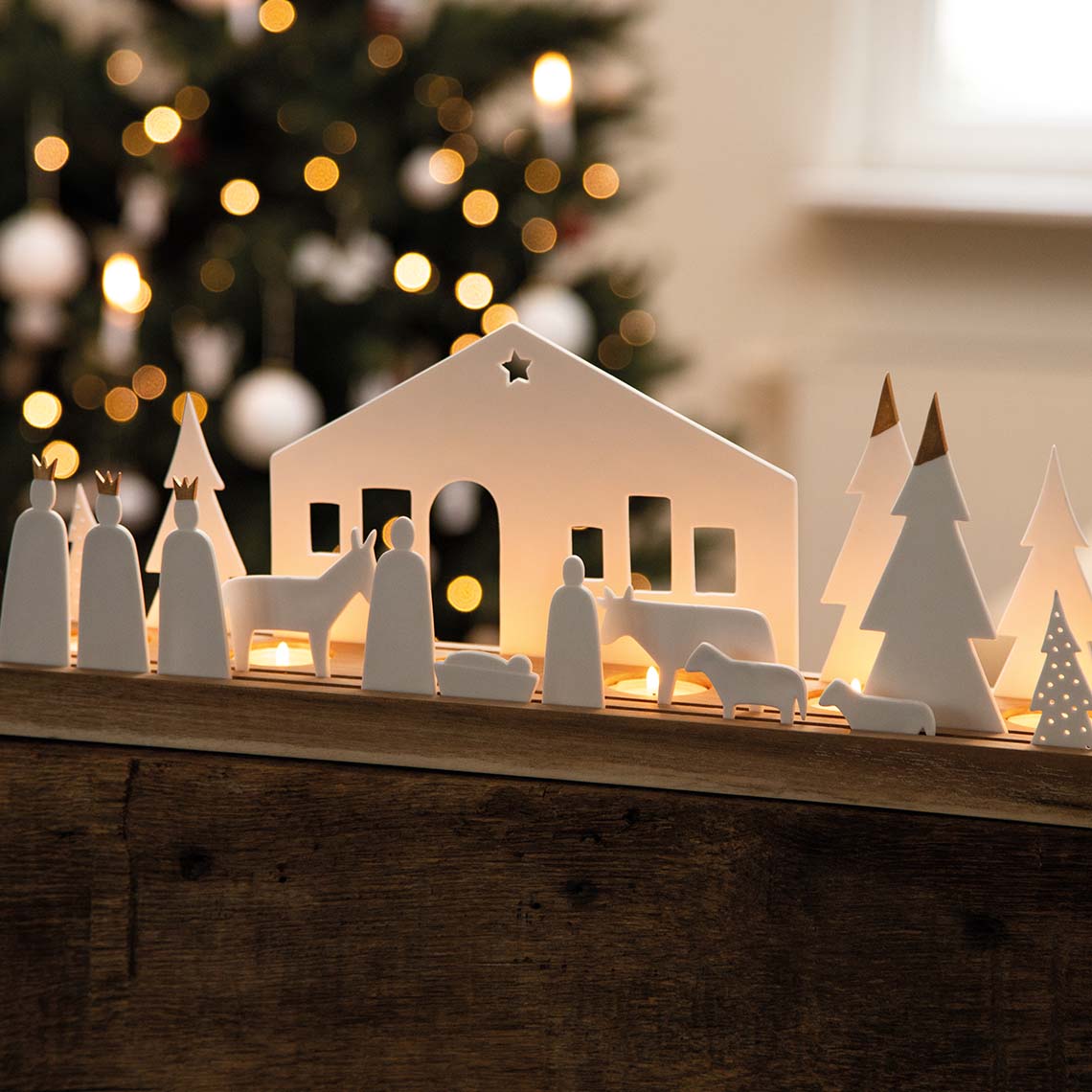 Nativity Tealight Holder - Grand