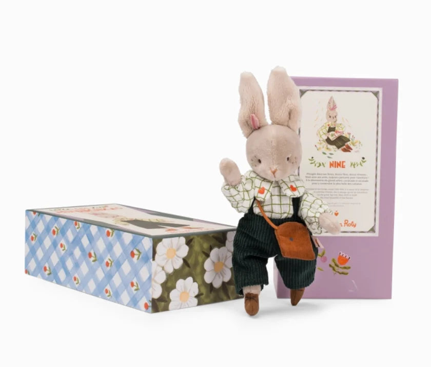 Nine The rabbit - The Minouchkas