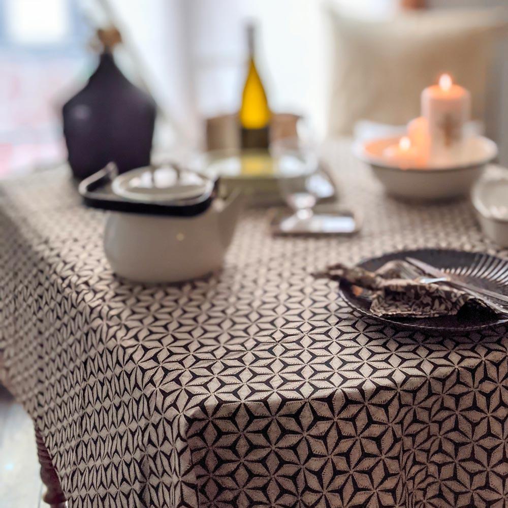 Tablecloth 170x250 Stars Carbone - Boncoeurs