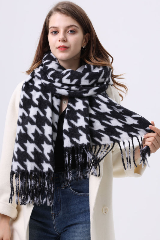 Scarf Black & White
