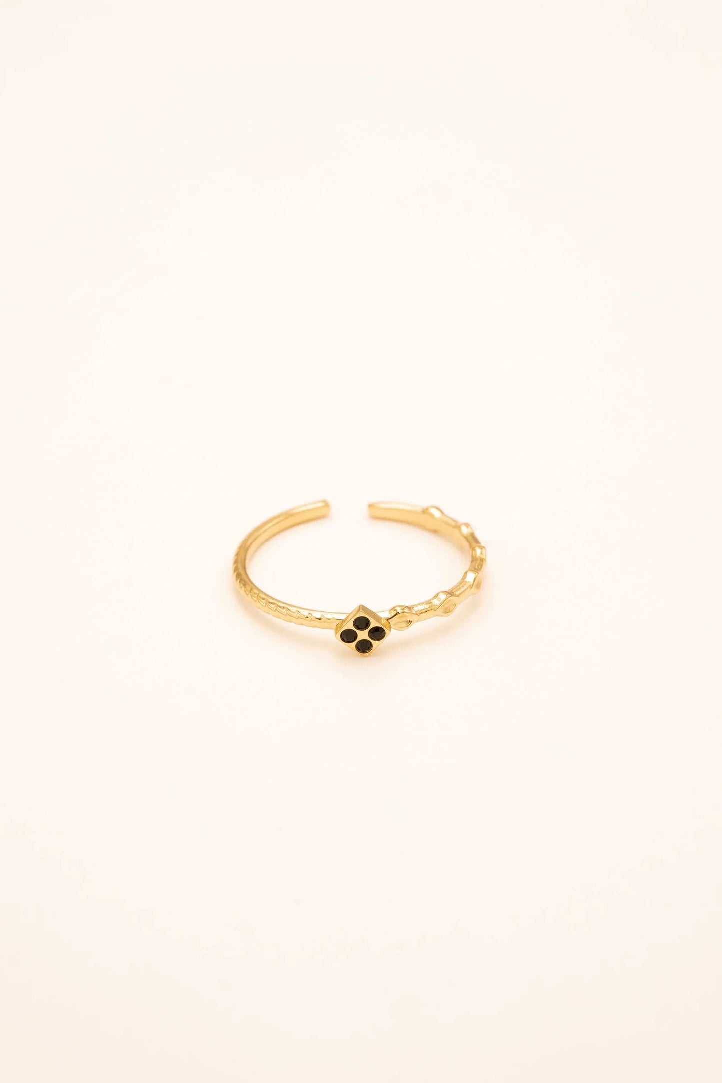 Zayne Ring Gold