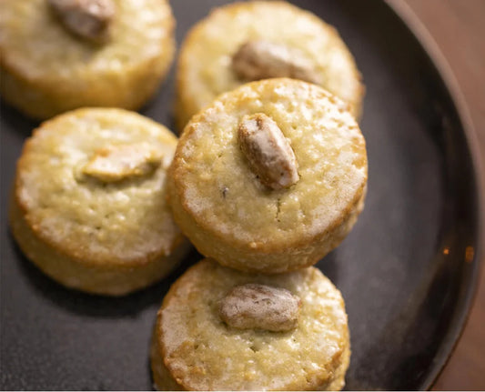 Soft almond biscuits with pistachios 4.2oz - Maison Alsacienne