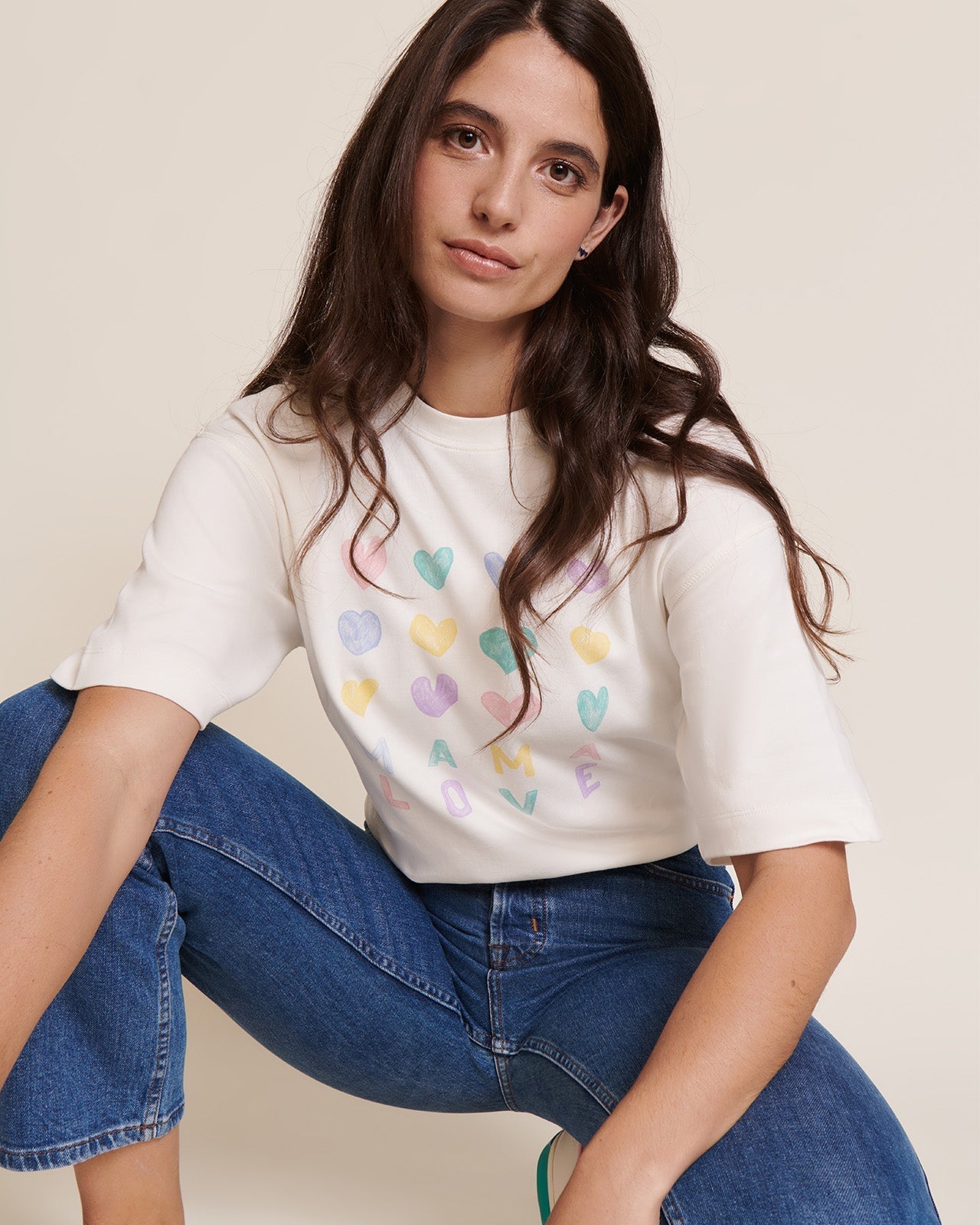 Julie Tee-Shirt “Mama Love” Cream & Multicolor Hearts